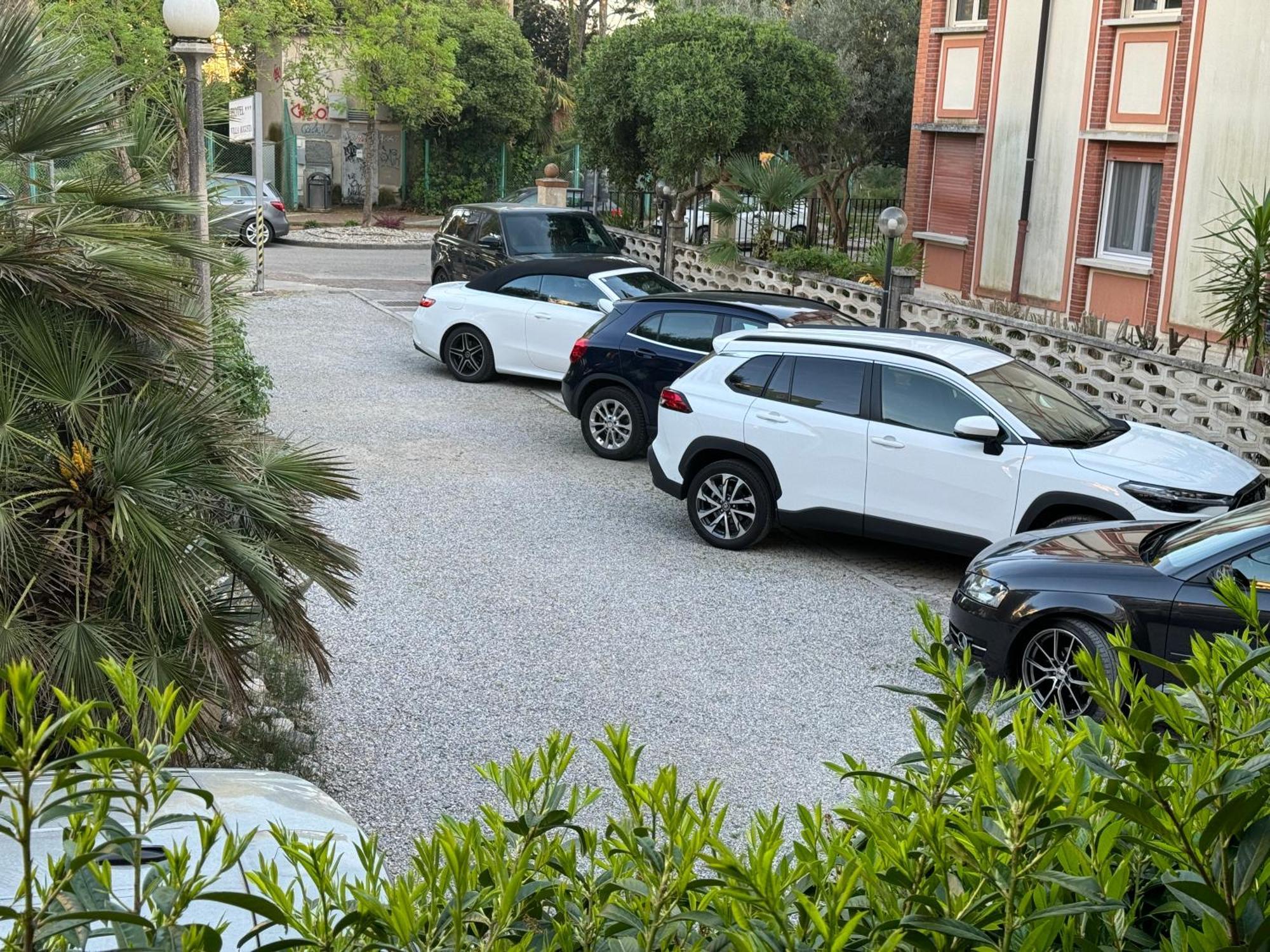 Hotel Villa Augusta Grado Exterior photo